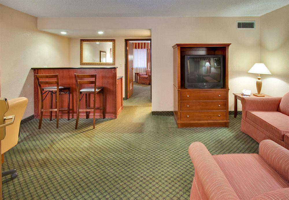 Holiday Inn Express Chicago-Downers Grove By Ihg Ruang foto