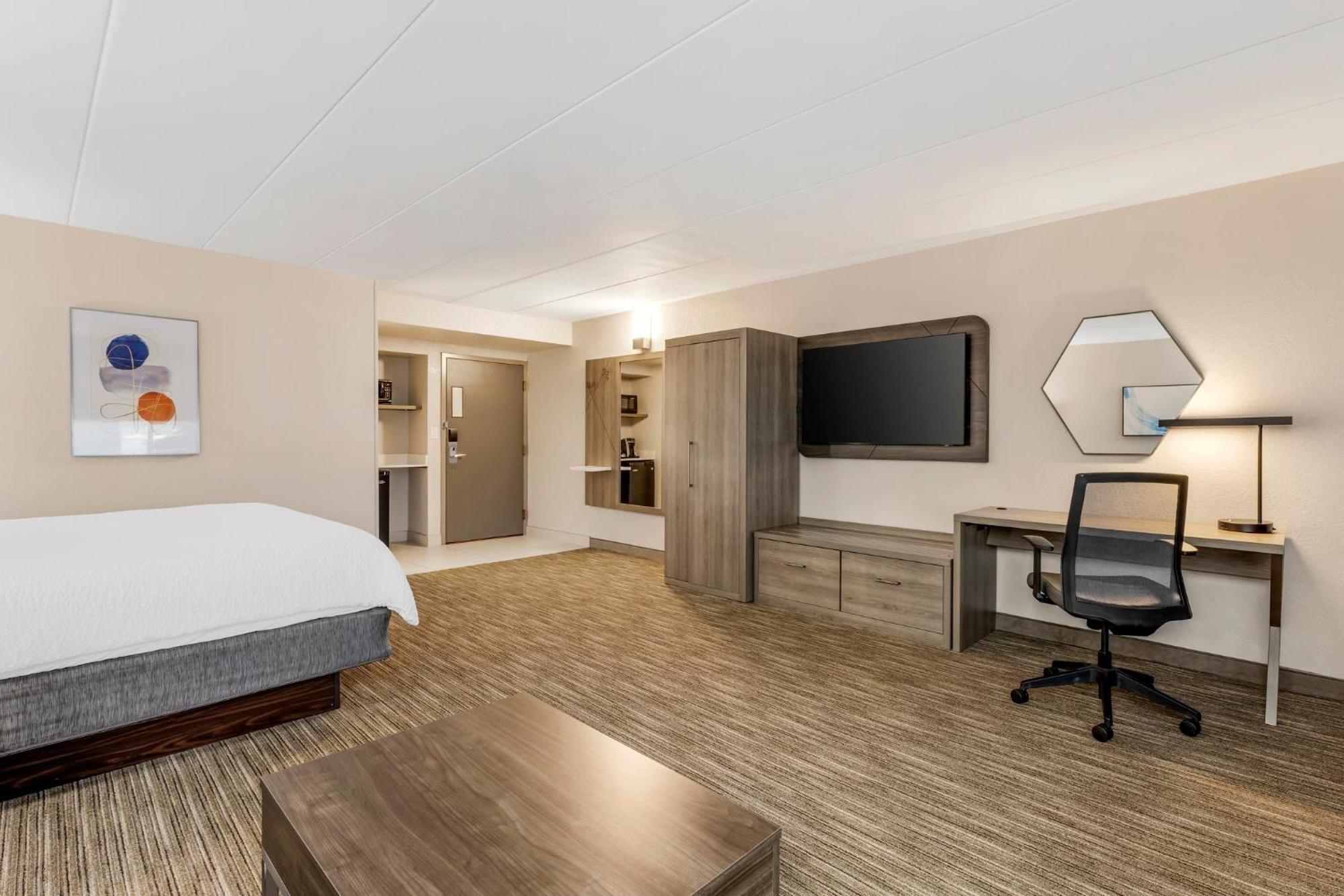 Holiday Inn Express Chicago-Downers Grove By Ihg Bagian luar foto